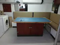 কন্টেইনার জাহাজ বিক্রির জন্য