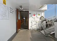 ক্রুজ জাহাজ বিক্রির জন্য