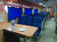 ক্রু বোট বিক্রির জন্য