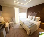 ক্রুজ জাহাজ বিক্রির জন্য