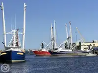 Trawler বিক্রির জন্য