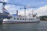 যাত্রীবাহী জাহাজ বিক্রির জন্য