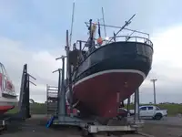 লংলাইনার বিক্রির জন্য