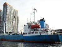 রিফার জাহাজ বিক্রির জন্য
