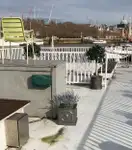 ক্রুজফেরি বিক্রির জন্য