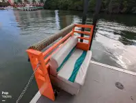 ক্রুজ জাহাজ বিক্রির জন্য