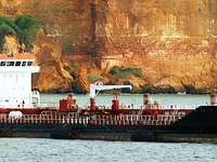 তেল/রাসায়নিক ট্যাঙ্কার বিক্রির জন্য