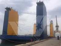ভাসমান ডক বিক্রির জন্য