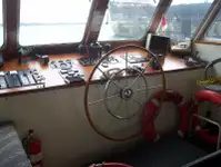 যাত্রী জাহাজ বিক্রির জন্য