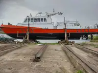 প্যাট্রোল বোট বিক্রির জন্য