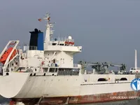 রিফার জাহাজ বিক্রির জন্য