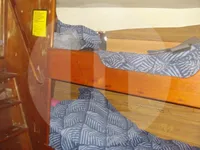 সরাসরি মাছবাহী জাহাজ বিক্রির জন্য