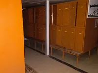আবাসন বার্জ বিক্রির জন্য