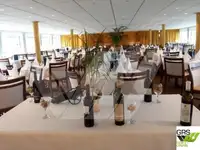 ক্রুজ জাহাজ বিক্রির জন্য