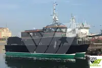 ওয়ার্কবোট বিক্রির জন্য