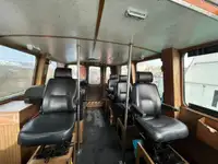 পাইলট বোট বিক্রির জন্য