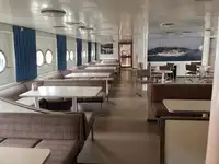 ক্রুজ জাহাজ বিক্রির জন্য