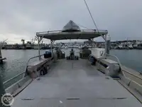 লাইফবোট বিক্রির জন্য