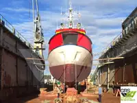 টহল নৌকা বিক্রির জন্য