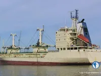 রিফার জাহাজ বিক্রির জন্য