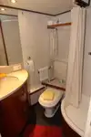 ক্রুজ জাহাজ বিক্রির জন্য