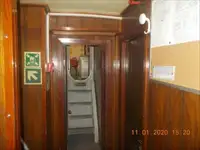 ক্রু বোট বিক্রির জন্য