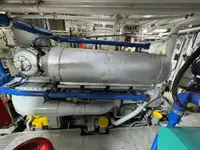 কন্টেইনার জাহাজ বিক্রির জন্য