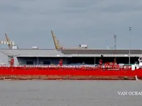 তেল/রাসায়নিক ট্যাঙ্কার বিক্রির জন্য