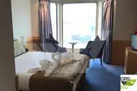 ক্রুজ জাহাজ বিক্রির জন্য
