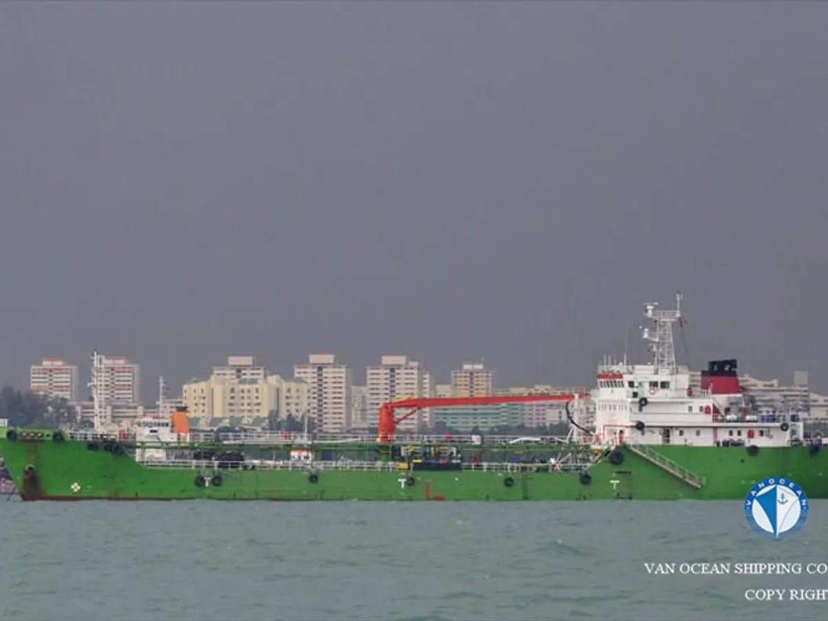 তেল/রাসায়নিক ট্যাঙ্কার বিক্রির জন্য
