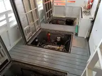 যাত্রীবাহী জাহাজ বিক্রির জন্য