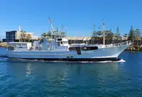 Trawler বিক্রির জন্য