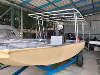 ওয়ার্কবোট বিক্রির জন্য