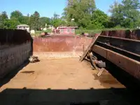 বার্জ বিক্রির জন্য