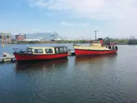 যাত্রী জাহাজ বিক্রির জন্য