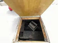 ক্রুজ জাহাজ বিক্রির জন্য