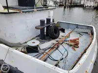সরবরাহ জাহাজ বিক্রির জন্য