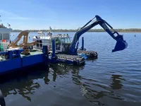 অ্যাম্ফিবিয়াস বিক্রির জন্য