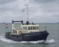 প্যাট্রোল বোট বিক্রির জন্য