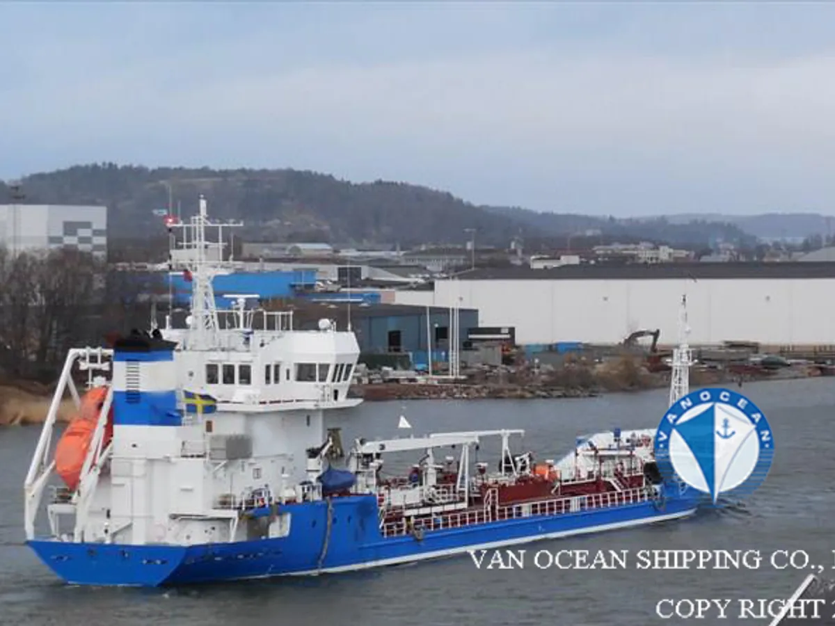 তেল/রাসায়নিক ট্যাঙ্কার বিক্রির জন্য