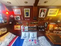 অগ্নি নির্বাপক নৌকা বিক্রির জন্য