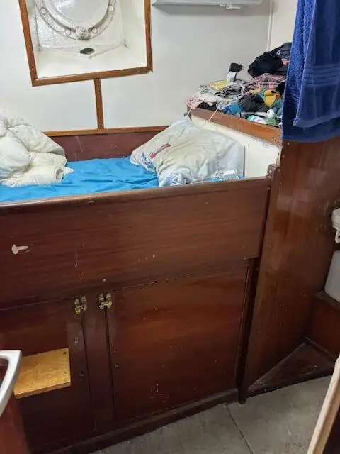 ওয়ার্ক বোট বিক্রির জন্য