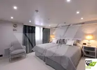 ক্রুজ জাহাজ বিক্রির জন্য