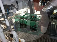 সরাসরি মাছবাহী জাহাজ বিক্রির জন্য