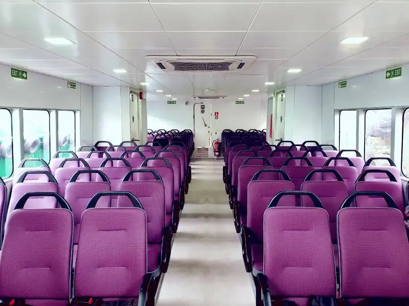 ক্রুজ জাহাজ বিক্রির জন্য