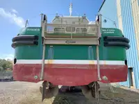 পাইলট বোট বিক্রির জন্য