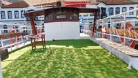 ক্রুজ জাহাজ বিক্রির জন্য