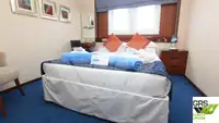 ক্রুজ জাহাজ বিক্রির জন্য