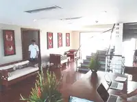 ক্রুজ জাহাজ বিক্রির জন্য
