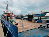 ক্রু বোট বিক্রির জন্য